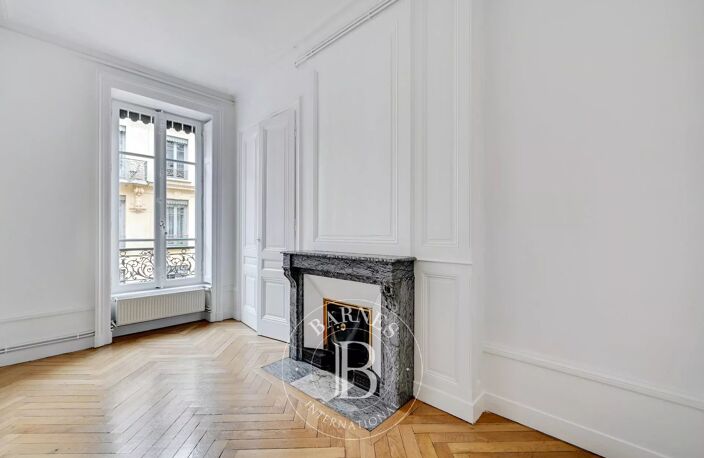 Lyon 6 - Molière / Vauban - Appartement non-meublé de 83,75 m² - Cave - 2 Chambres — photo 5
