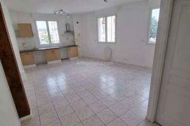 Appartement 3 pièces 550 €