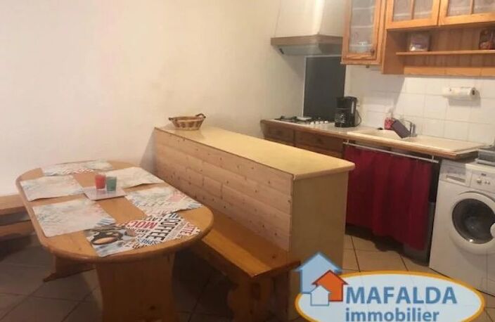 Loyer mensuel : 599€ CC — photo 4