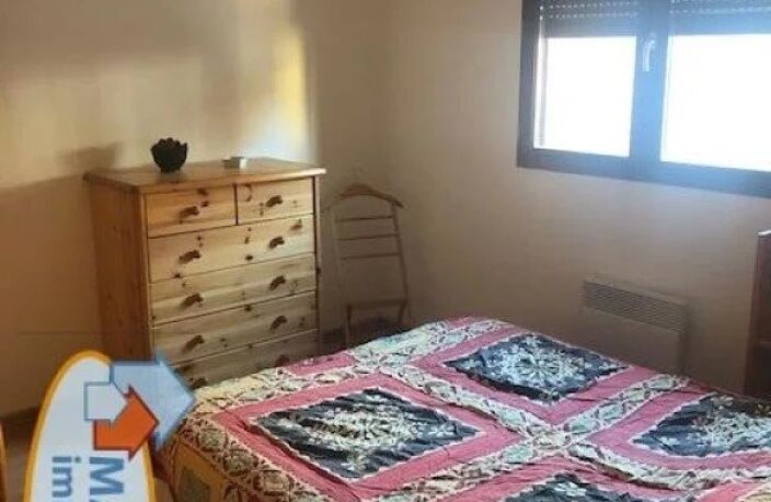 Loyer mensuel : 599€ CC — photo 5