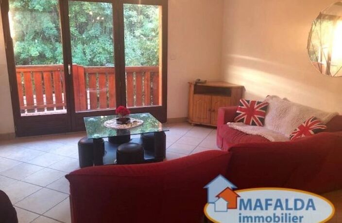 Loyer mensuel : 599€ CC — photo 3