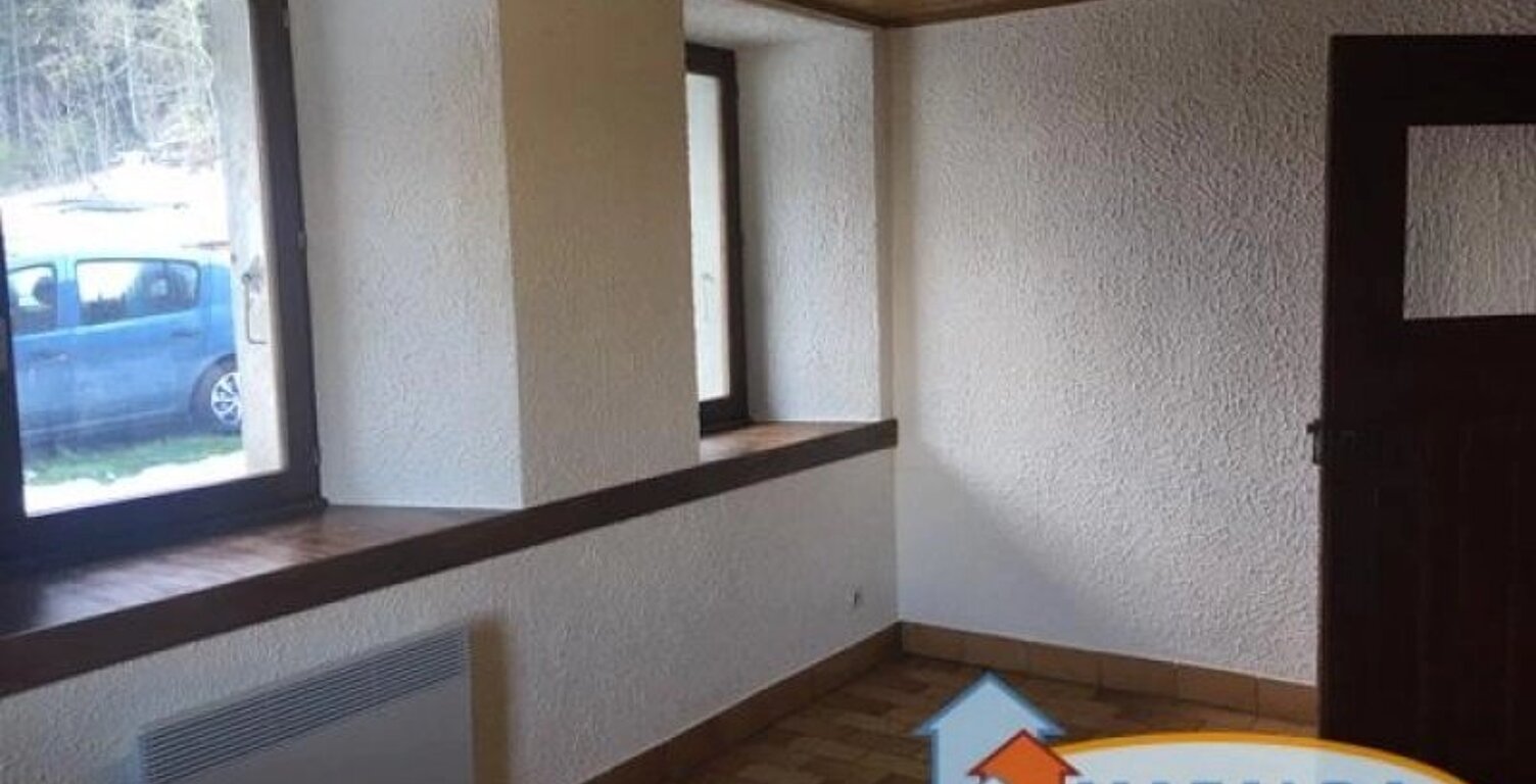 Loyer mensuel : 460 € CC/ mois (TOM ) — photo 1