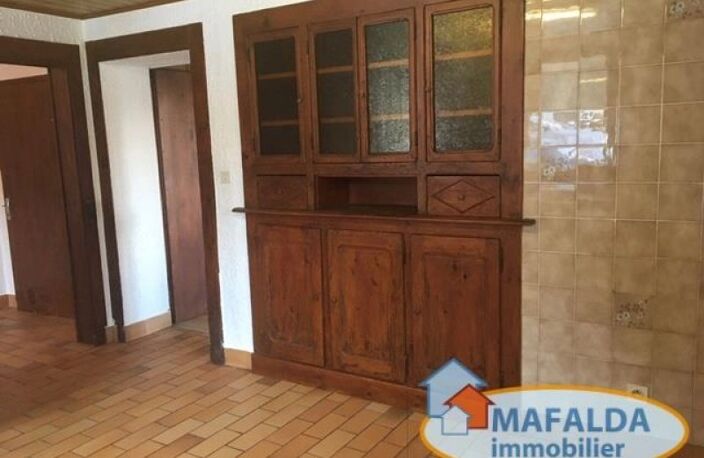 Loyer mensuel : 460 € CC/ mois (TOM ) — photo 2