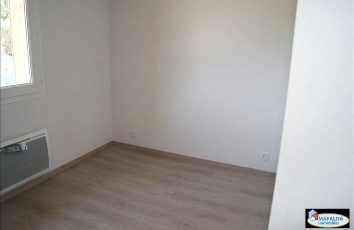 Loyer mensuel : 800 € CC — photo 2
