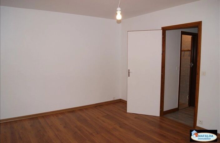 Loyer mensuel : 590 € CC — photo 3