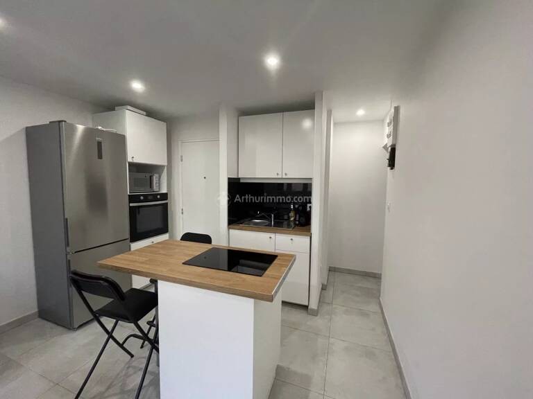 TRÈS BEAU T3 NEUF DE 48 M² À VILLEURBANNE — photo 1
