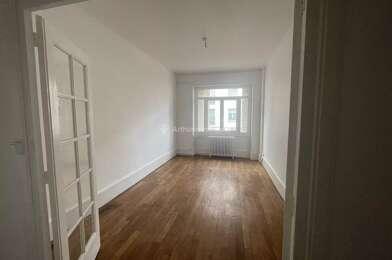 Appartement 2 pièces 812 €