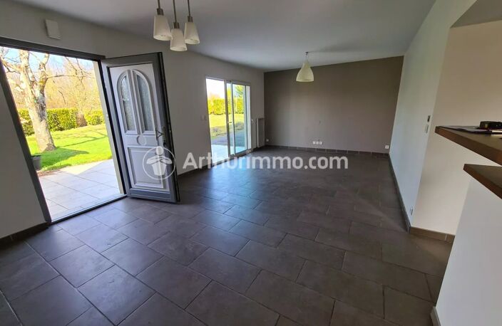 MAISON 4 Pièces sur terrain clos — photo 3