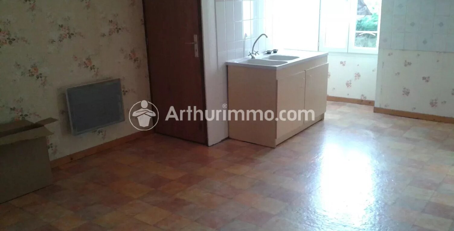 Bien vendu : Appartement 41 m² Neuvic (24190) — photo 1