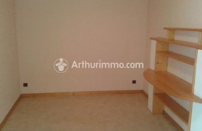 Bien vendu : Appartement 41 m² Neuvic (24190) — photo 2