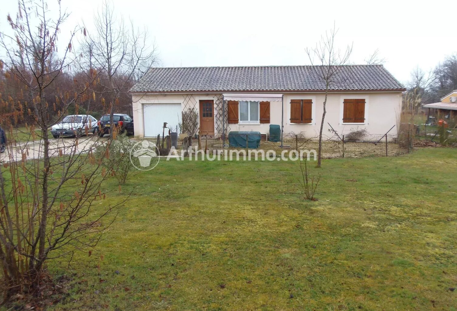 Bien vendu : Maison 2000 m² Neuvic (24190) — photo 1