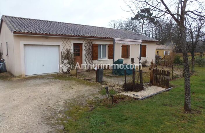 Bien vendu : Maison 2000 m² Neuvic (24190) — photo 2