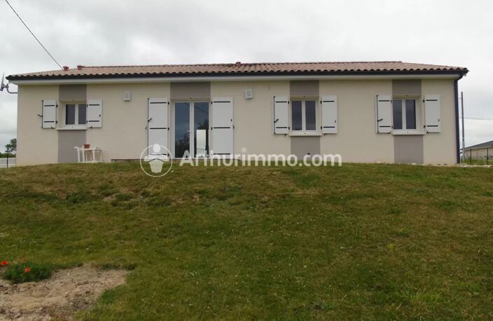 Bien vendu : Maison 1600 m² Saint-Astier (24110) — photo 3