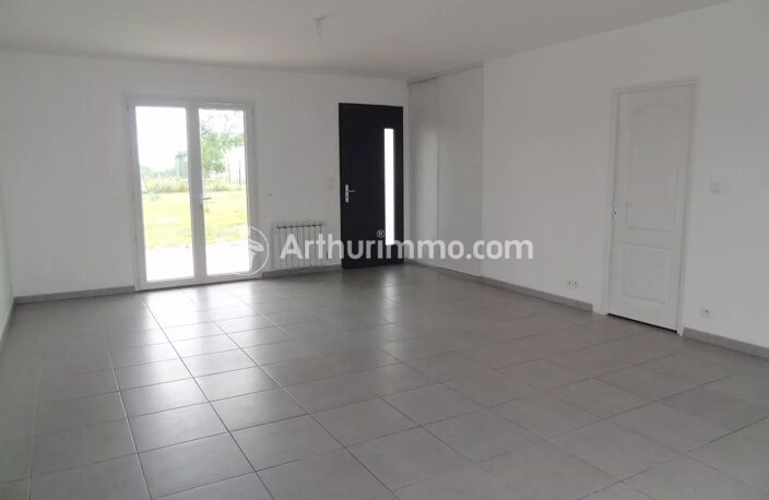 Bien vendu : Maison 1600 m² Saint-Astier (24110) — photo 4