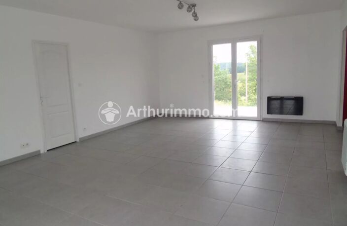 Bien vendu : Maison 1600 m² Saint-Astier (24110) — photo 5