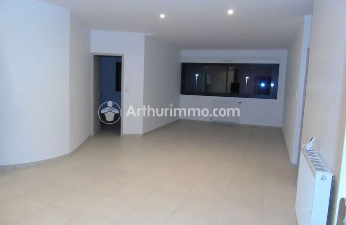 Bien vendu : Appartement 69 m² Neuvic (24190) — photo 2