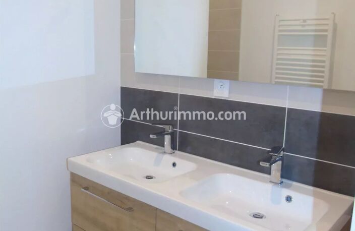Bien vendu : Appartement 67 m² Neuvic (24190) — photo 5