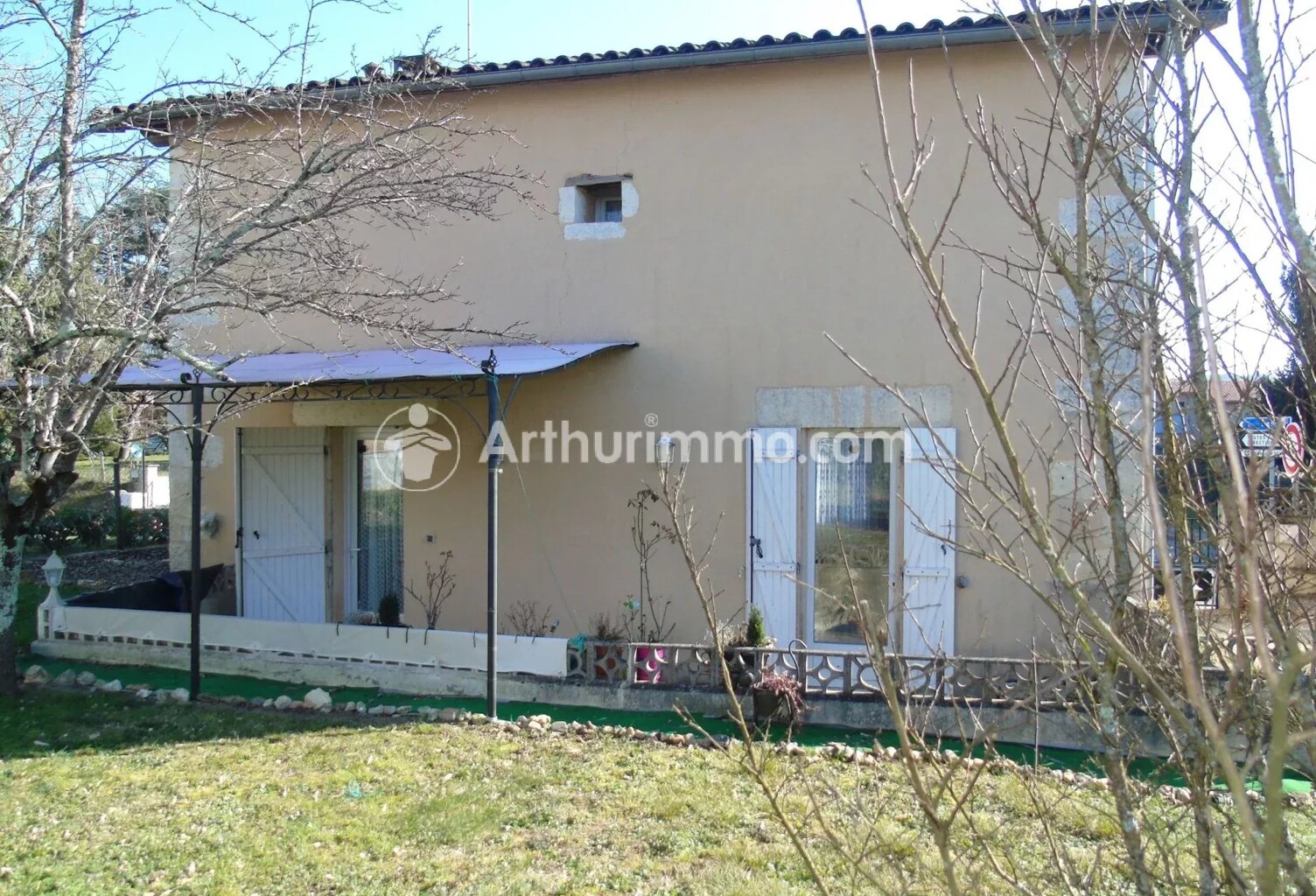 Bien vendu : Maison 547 m² Neuvic (24190) — photo 1