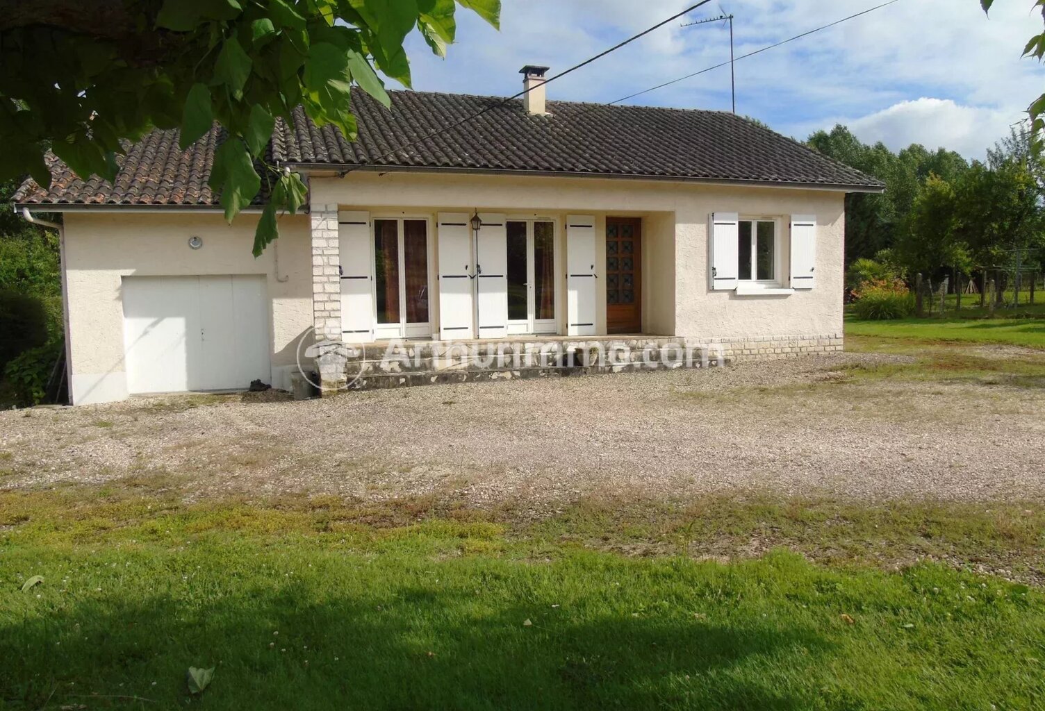 Bien vendu : Maison 2050 m² Neuvic (24190) — photo 1