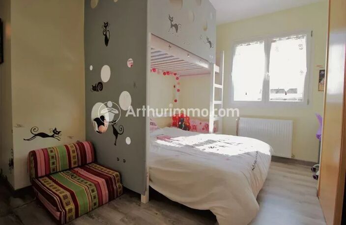 Bien vendu : Maison 533 m² Neuvic (24190) — photo 3