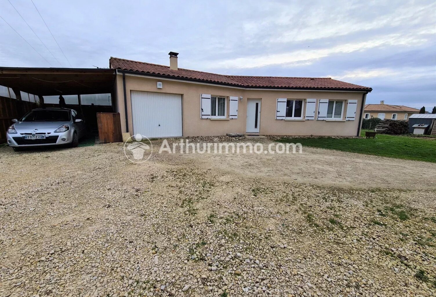 Bien vendu : Maison 2064 m² Saint-Léon-sur-l'Isle (24110) — photo 1