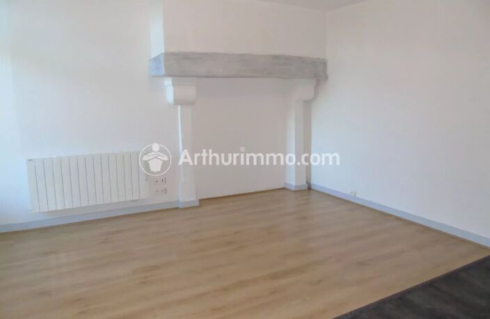 Bien vendu : Appartement 49 m² Saint-Astier (24110) — photo 2