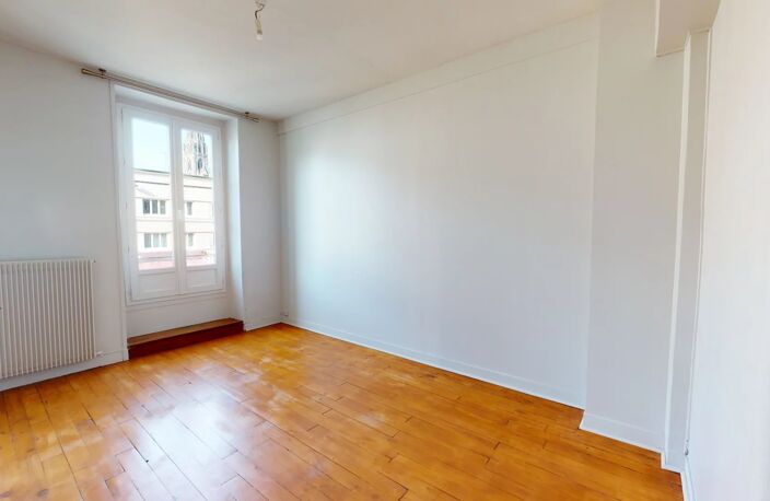 APPARTEMENT T4 EN HYPER CENTRE VILLE — photo 3