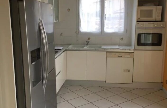 Ref: 510.
Maison de type 5 située à FRONTIGNAN (LA PEYRADE) - 2 impasse des Jacinthes.
Comprend: 
Au ... — photo 2