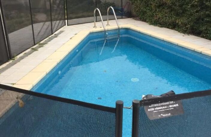 Ref: 510.
Maison de type 5 située à FRONTIGNAN (LA PEYRADE) - 2 impasse des Jacinthes.
Comprend: 
Au ... — photo 5