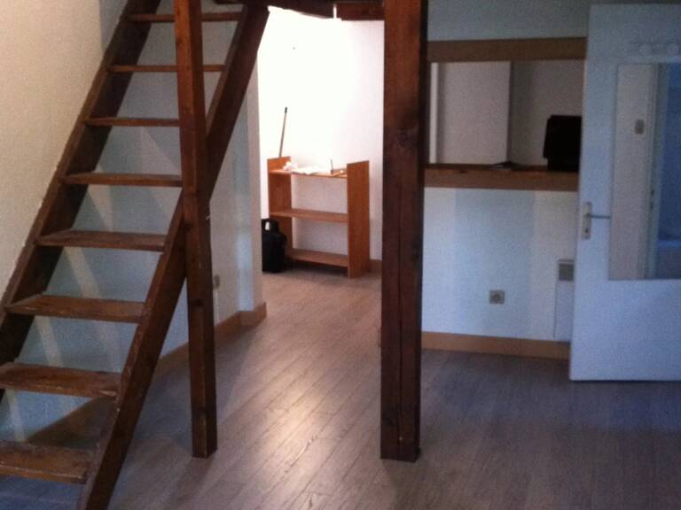 F2 Mezzanine - ECUSSON - Libre — photo 1