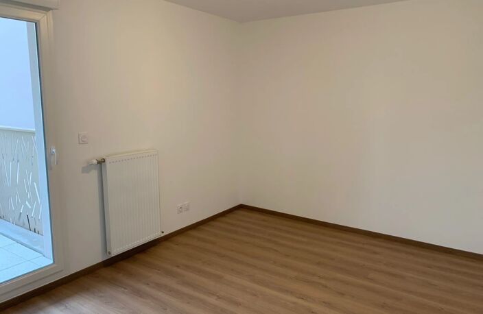 T2 NEUF AVEC BALCON - ARNAS — photo 5
