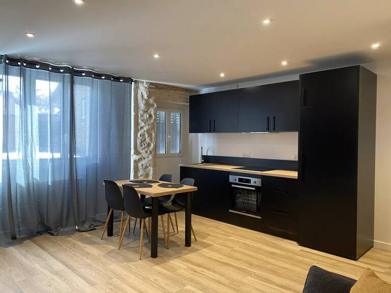 CHARMANT T2 RENOVE MEUBLE - VILLEFRANCHE — photo 1