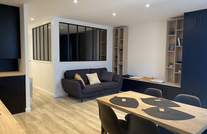 CHARMANT T2 RENOVE MEUBLE - VILLEFRANCHE — photo 2