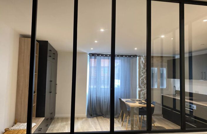 CHARMANT T2 RENOVE MEUBLE - VILLEFRANCHE — photo 5