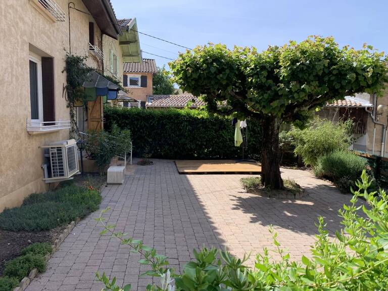 Jolie maison à Montmerle-sur-Saône — photo 1