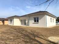 MAISON DE PLAIN-PIED A POLLIAT — photo 2