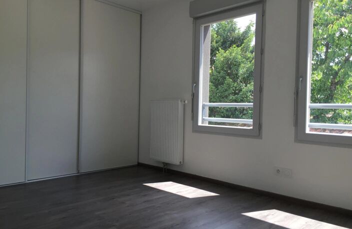 Villefranche sur Saône -T4 duplex de 79 m² en RDJ — photo 3