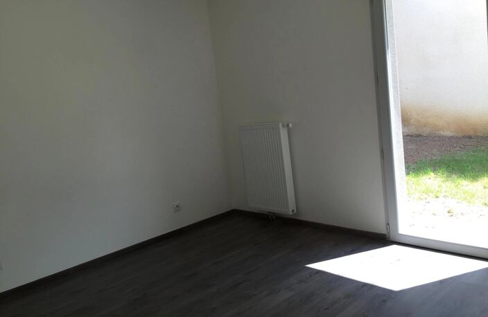 Villefranche sur Saône -T4 duplex de 79 m² en RDJ — photo 4