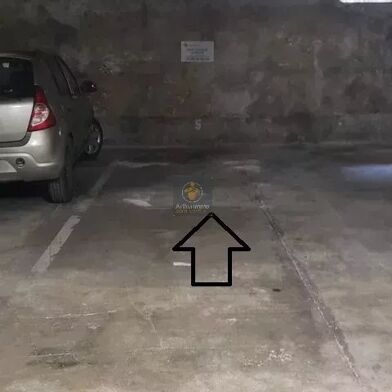 Parking 13 m²