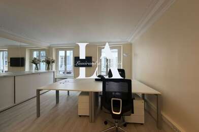 Bureau 4 pièces 5400 €