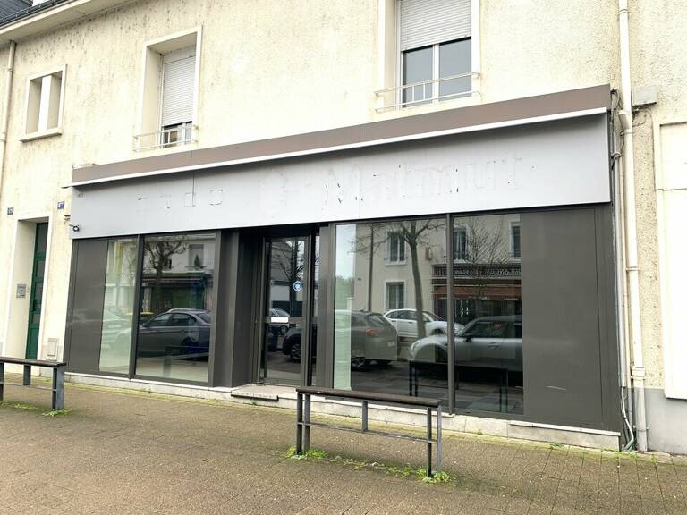 à VENDRE — photo 1