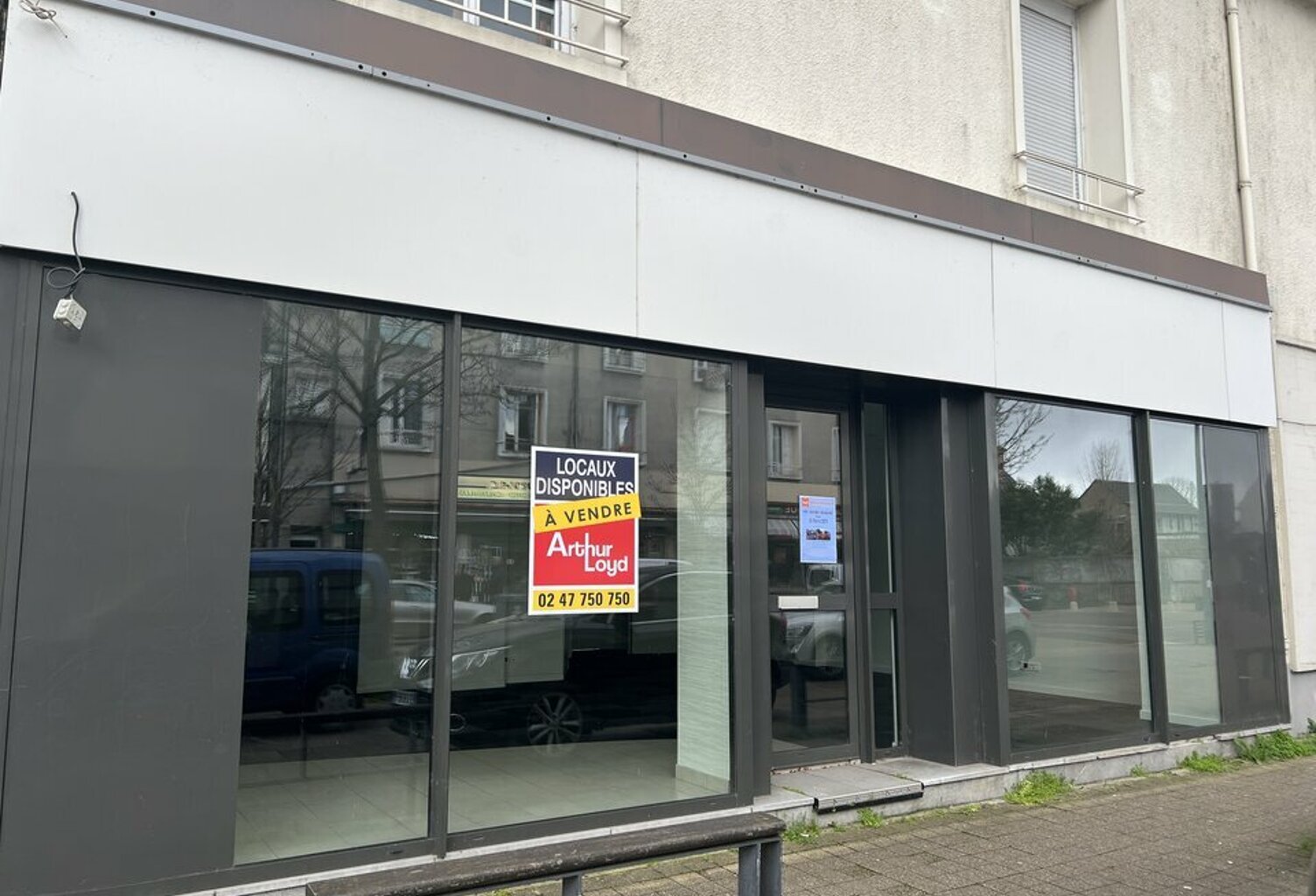 à VENDRE — photo 1
