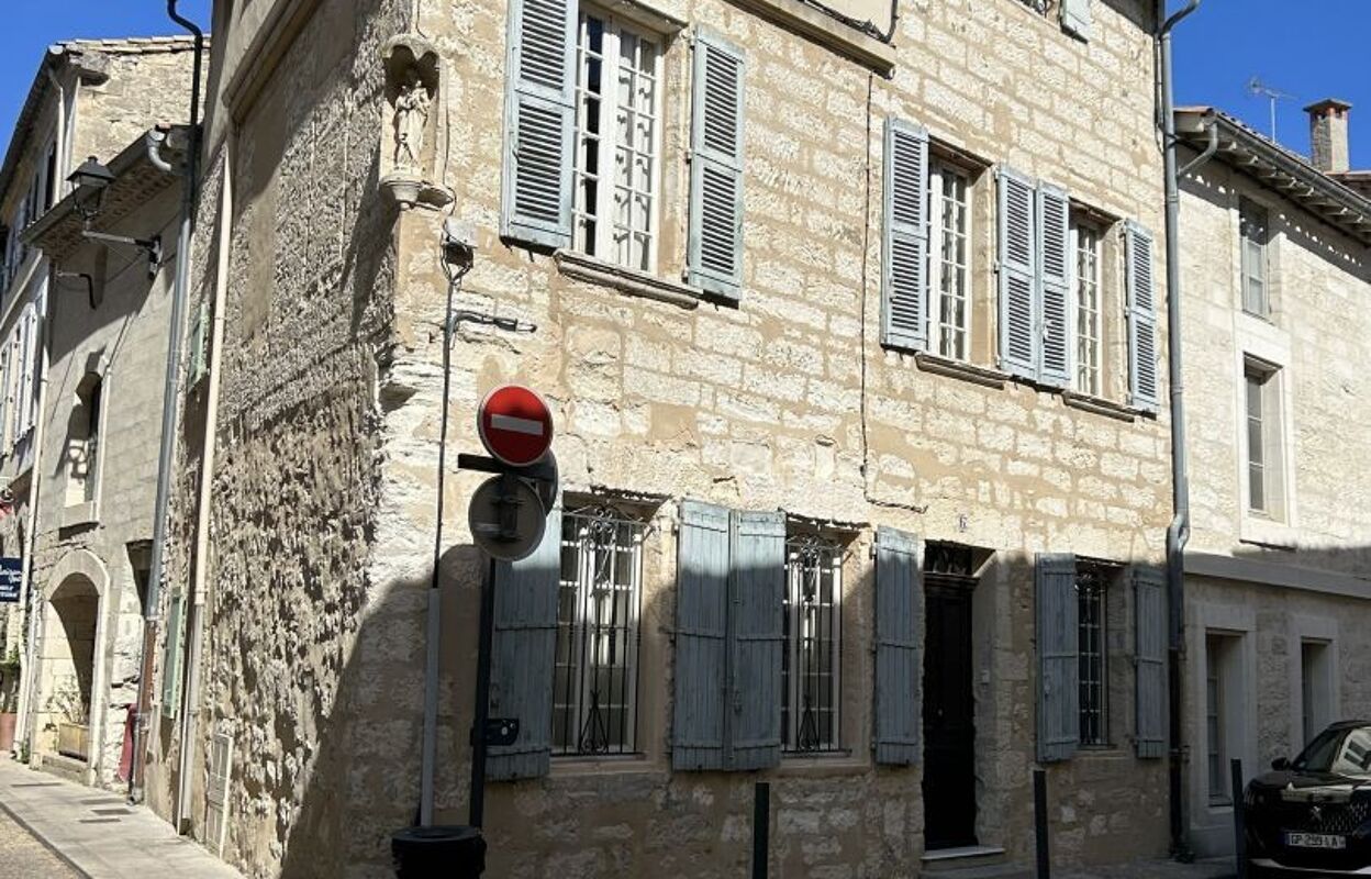 maison 5 pièces 115 m2 à vendre à Villeneuve-Lès-Avignon (30400)