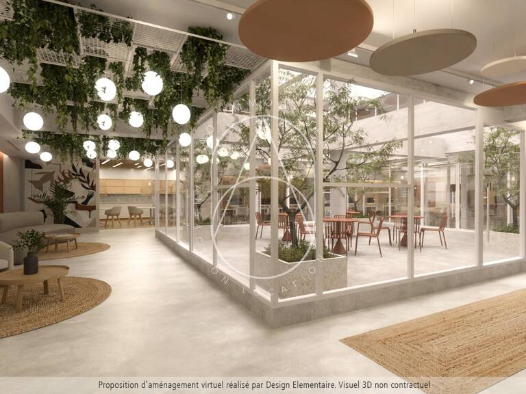Local commercial — photo 1