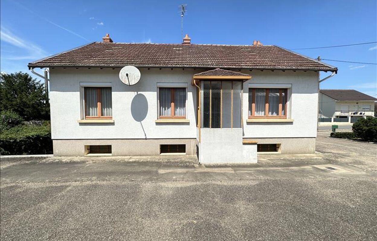 maison 3 pièces 85 m2 à vendre à Lunery (18400)