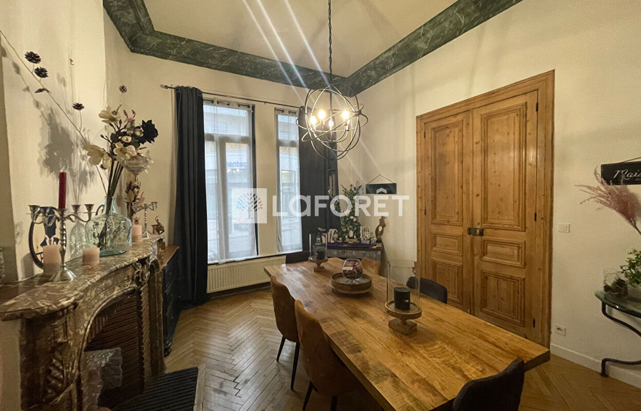maison 6 pièces 202 m2 à vendre à Valenciennes (59300)