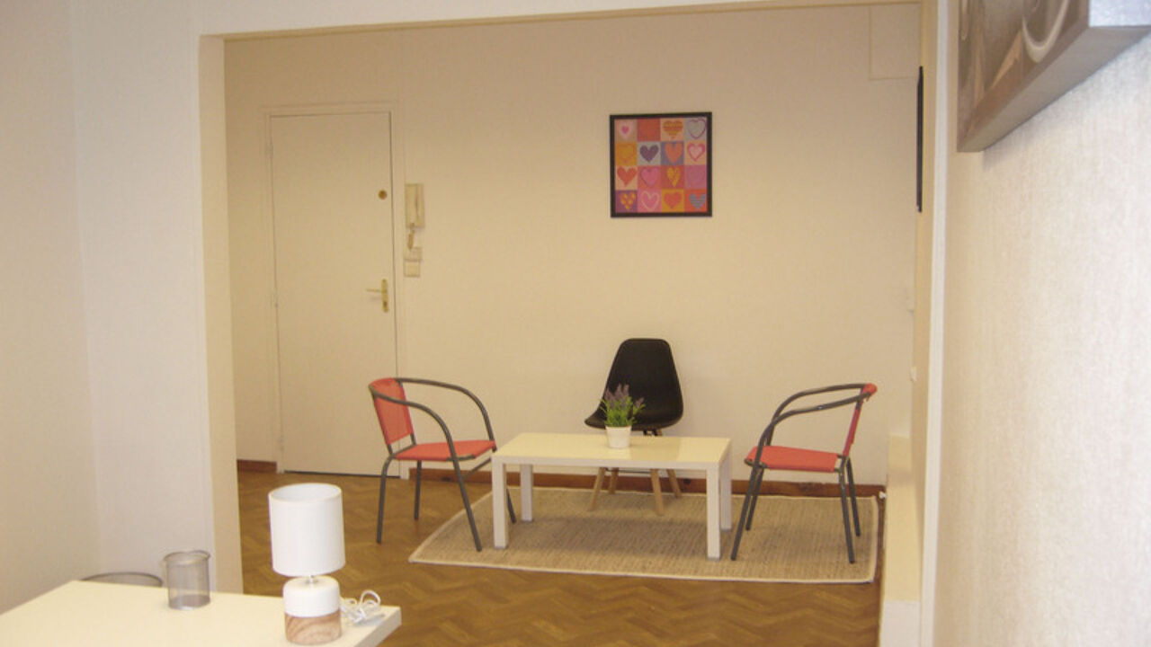 bureau 3 pièces 45 m2 à vendre à Roubaix (59100)