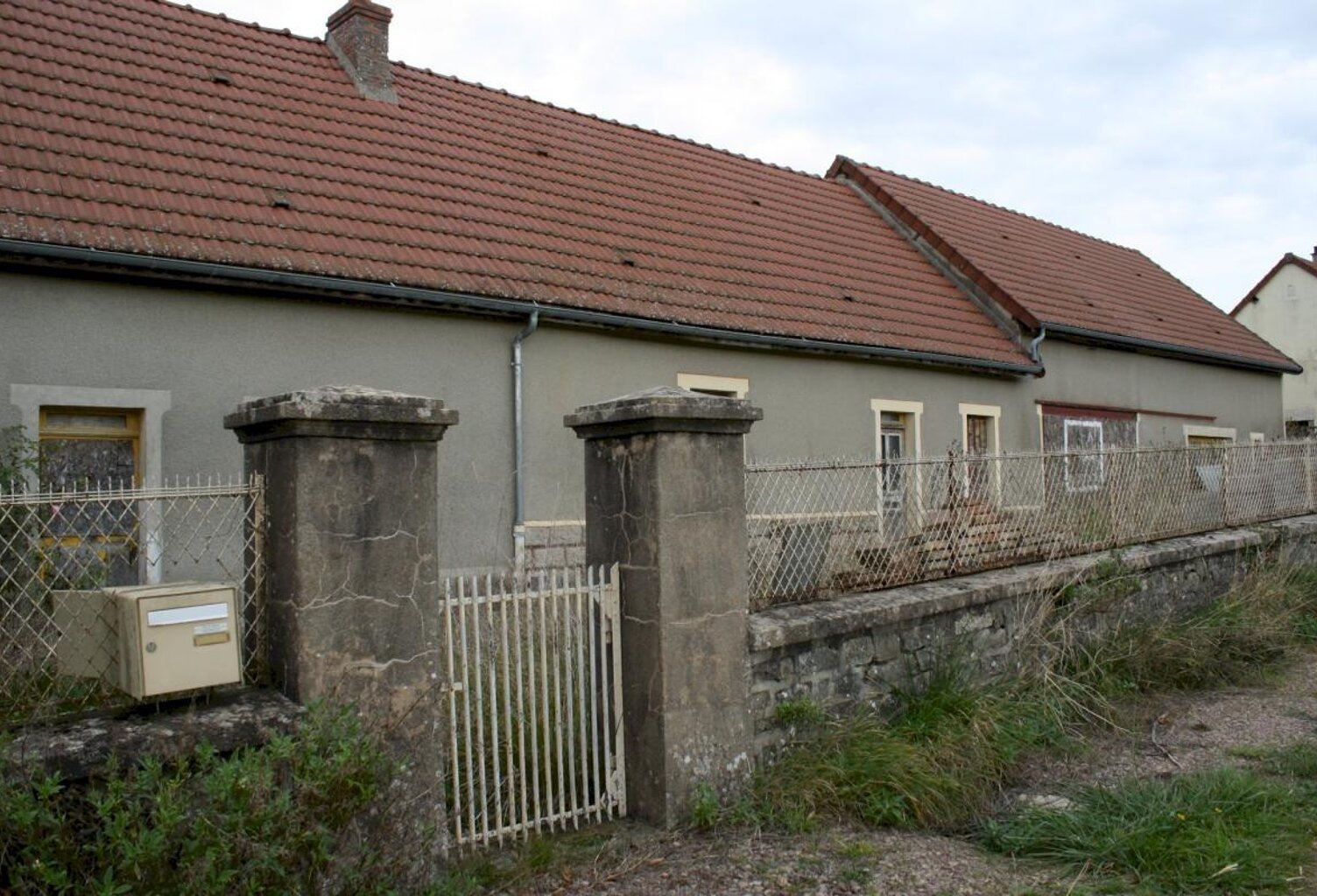 Maison étang de Baye — photo 1