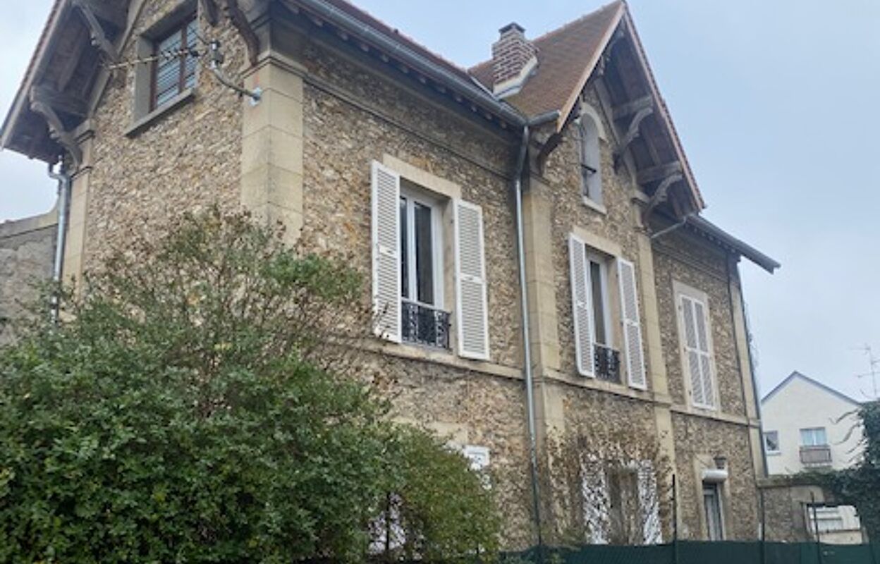 maison 5 pièces 103 m2 à vendre à La Chapelle-en-Serval (60520)