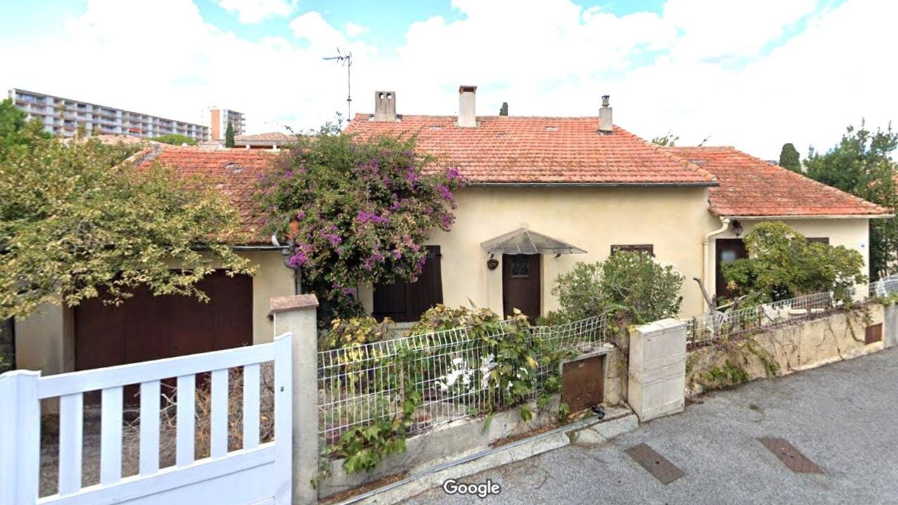 maison 5 pièces 108 m2 à vendre à Sainte-Maxime (83120)
